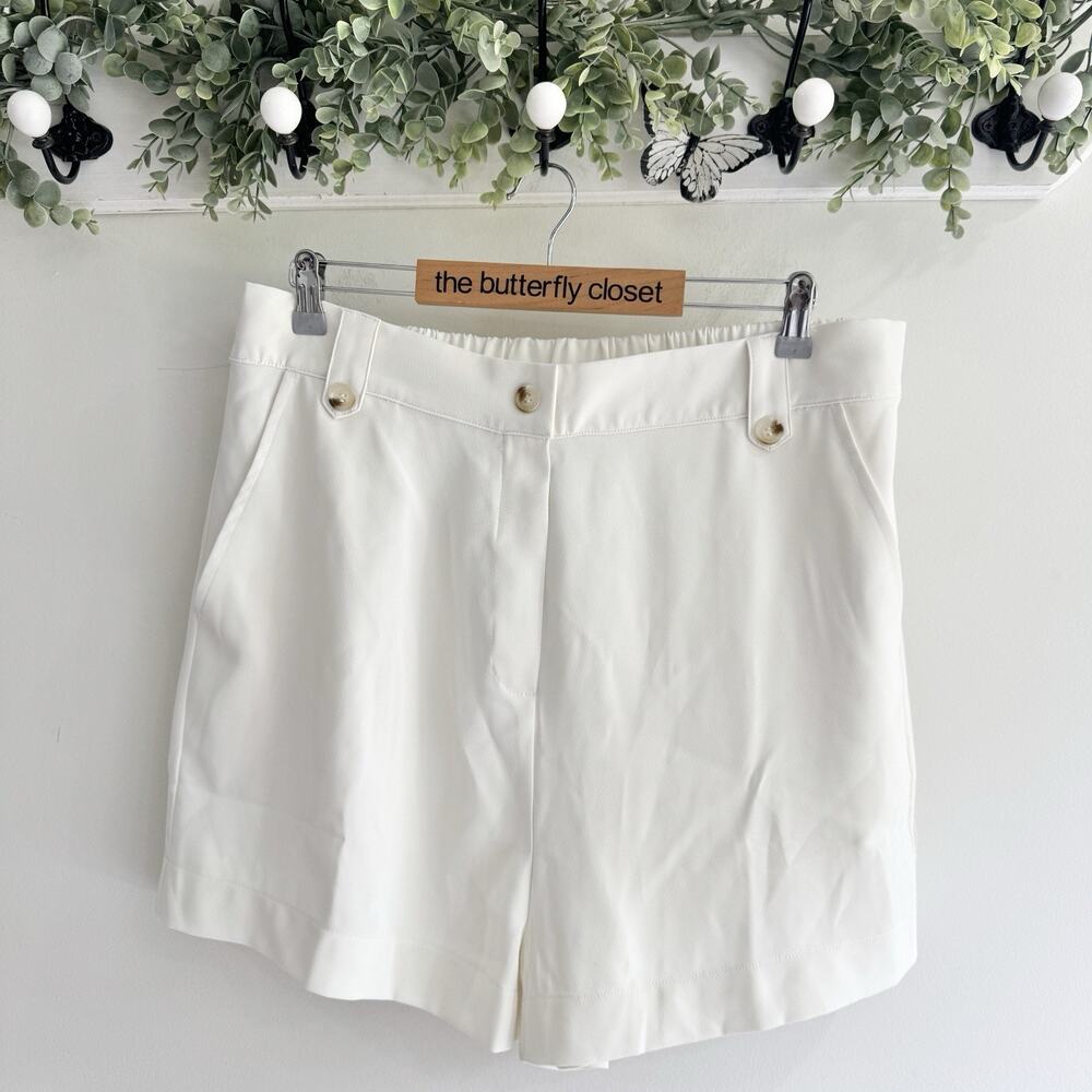 Labelrail X Whatsmitafound Off White Pleated Shorts New Size 14 JC